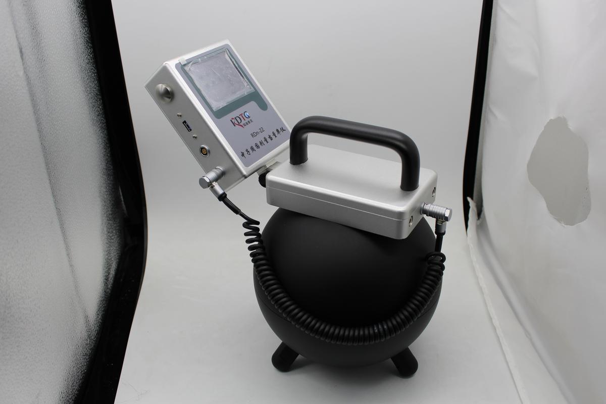 Neutron Dose Equivalent Rate Meter (RDn-22)